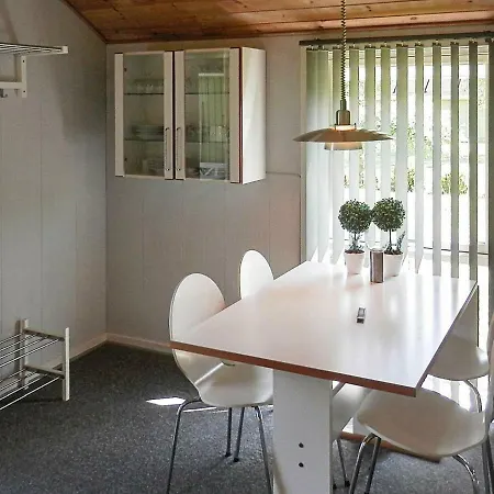 Holiday home 4 Person In Grindsted Tofterup